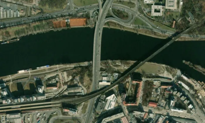 Most Barikádníků – letecký pohled