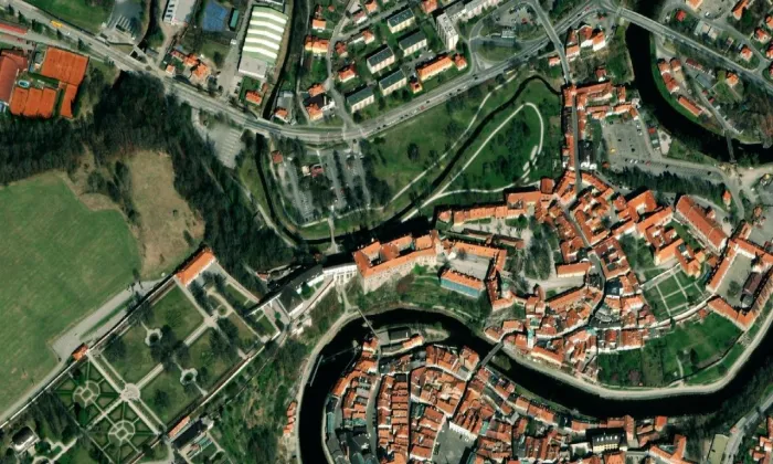 Plášťový most – letecký pohled