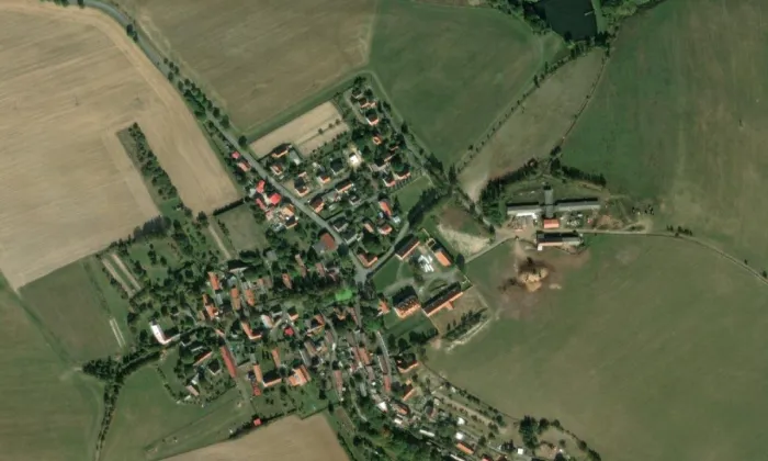 Skřivaň – letecký pohled