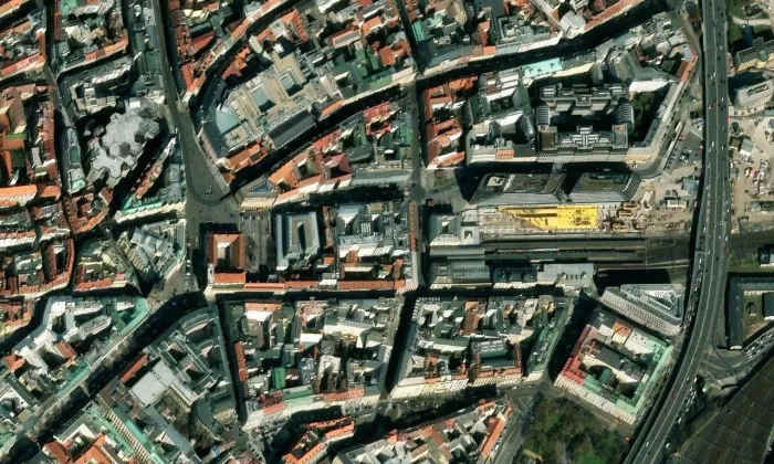 V celnici – letecký pohled