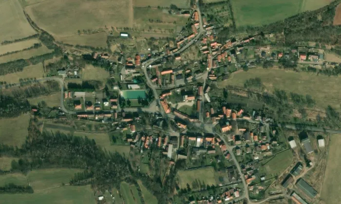 Zámeček Srbeč – letecký pohled