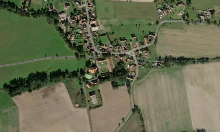 Zámek Újezd – letecký pohled