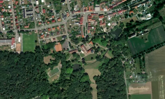 zámek Choltice – letecký pohled