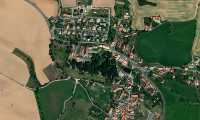 Zámek Kňovice – letecký pohled
