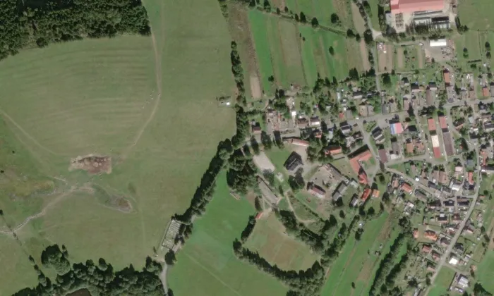 Zámek Lesná (Lesná) – letecký pohled