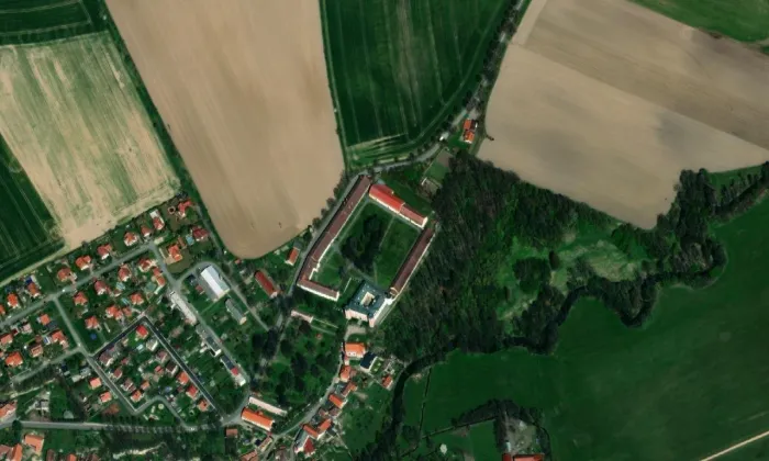 zámek Zámrsk – letecký pohled