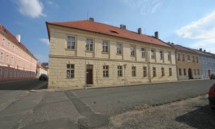 Dlouhá 15