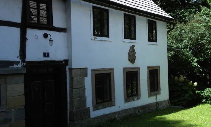 Domy če. 7 a 8