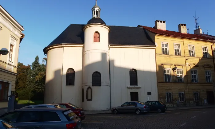 Dvojdům Popská 8, Almužnická 2