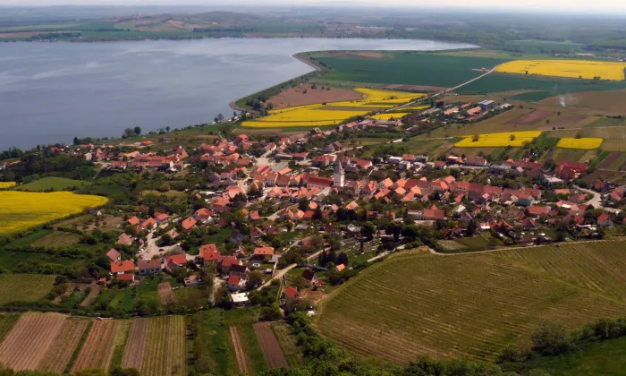 Děvičky