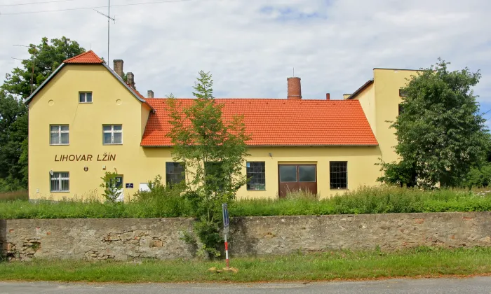 Lžín