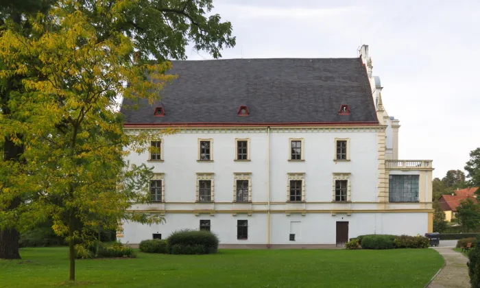 Zámek Bartošovice