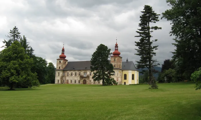 Zámek Loučná nad Desnou