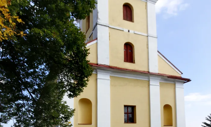 hrad Skuhrov