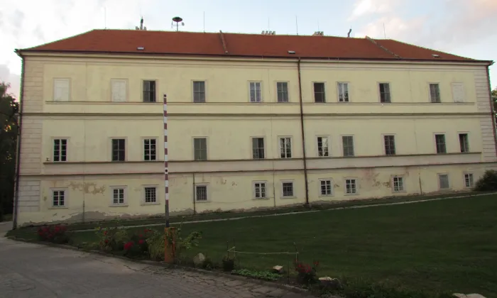 zámek Nové Syrovice