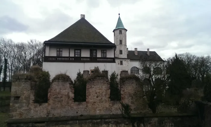 zámek Přerov nad Labem