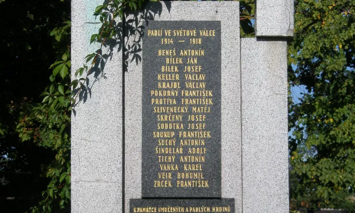 Levý Hradec