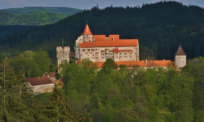 dřevěný most v Pernštejně