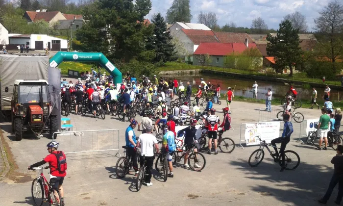 Kaple Povýšení svatého Kříže (Lovětín)
