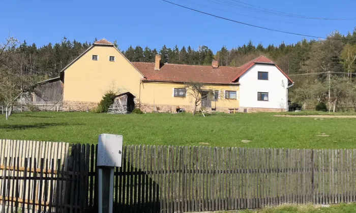 Kaple svaté Anny (Pivonice)
