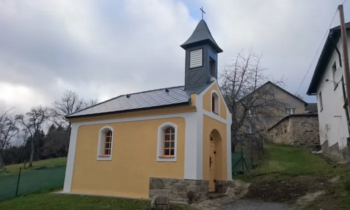 Kaplička na Brantlově dvoře
