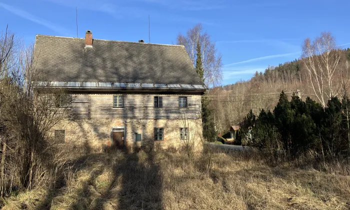 Kostel Nanebevzetí Panny Marie (Malá Morava)