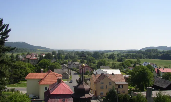 Kostel Nanebevzetí Panny Marie (Brantice)