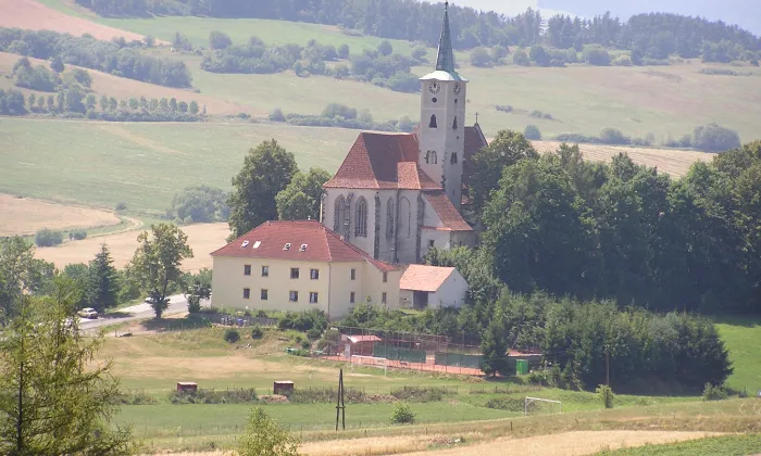 Kostel Nanebevzetí Panny Marie (Nezamyslice)