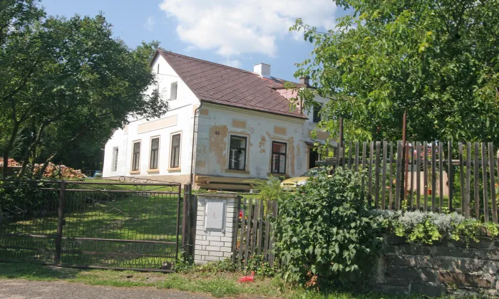Kostel Nanebevzetí Panny Marie v Konojedech