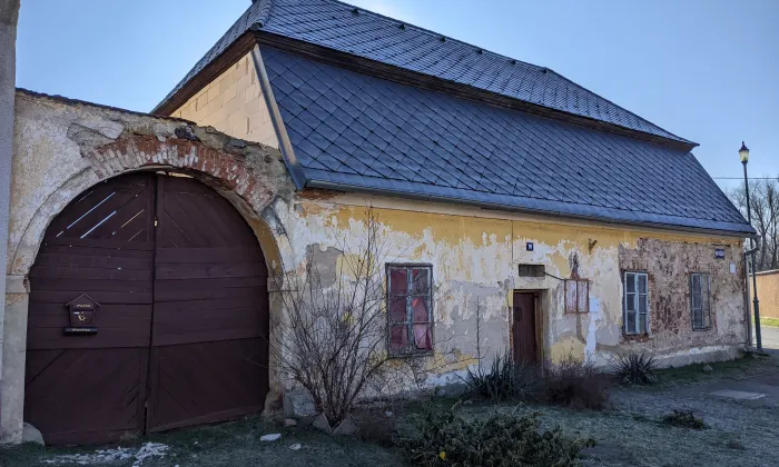 Kostel Narození svatého Jana Křtitele (Město Touškov)