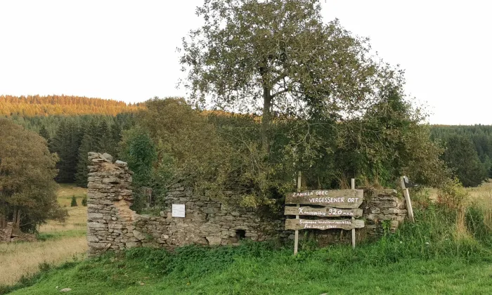 Kostel Obrácení svatého Pavla (Loučná pod Klínovcem)