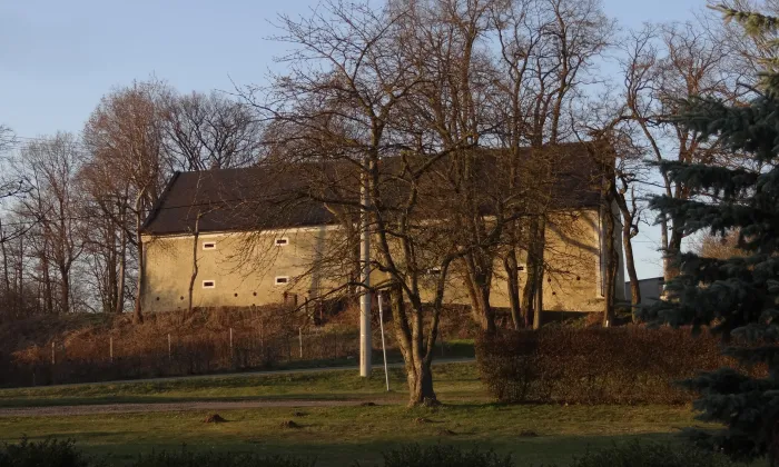 Kostel Povýšení svatého Kříže (Lobeč)