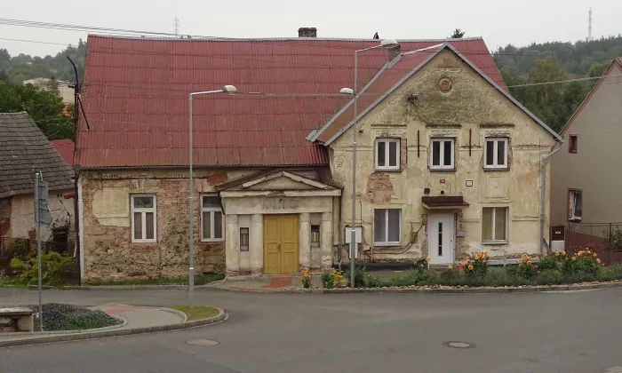 Kostel Povýšení svatého Kříže (Dolní Bělá)
