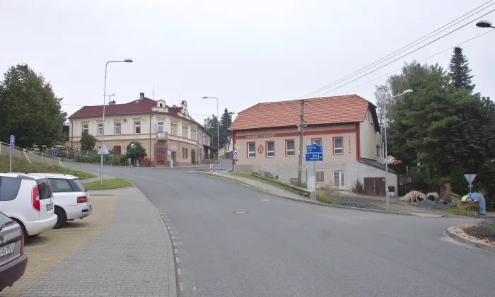 Kostel Povýšení svatého Kříže (Dolní Bělá)