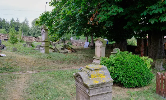 Kostel svatého Jakuba Většího (Močidlec (Pšov))