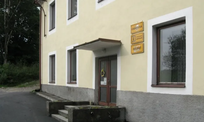 Kostel svatého Jakuba Většího (Kolinec)