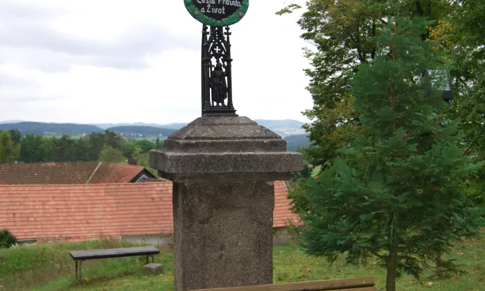 Kostel svatého Jana Nepomuckého (Svatý Jan)