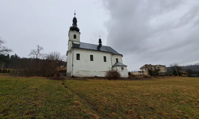 Kostel svatého Jana Nepomuckého (Karlovice)