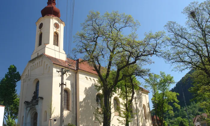 Kostel svatého Jiří (České Zlatníky)
