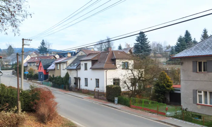 Kostel svatého Kříže (Sněžné)