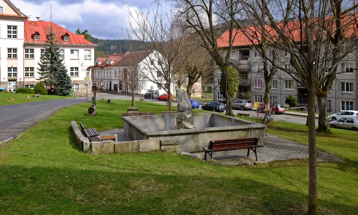 Kostel svatého Michaela archanděla (Oloví)