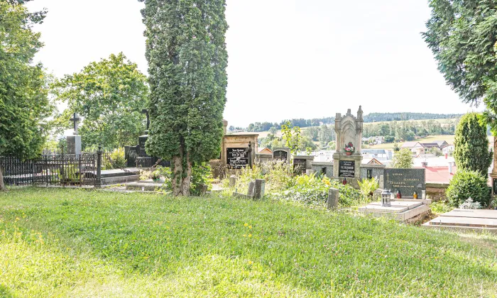 Kostel svatého Vavřince (Stará Paka)