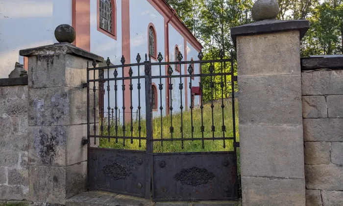 Kostel svatého Václava (Machov)