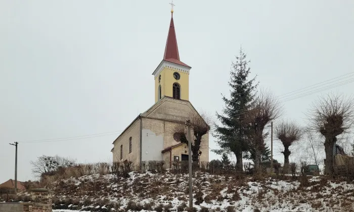 Kostel svatého Václava (Vápenný Podol)