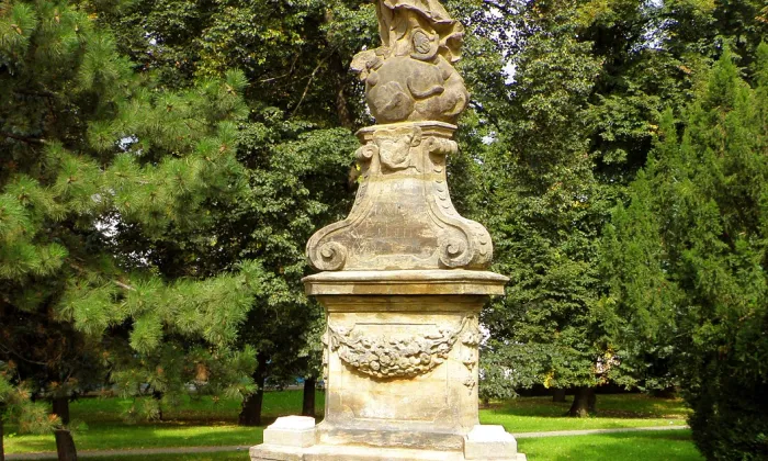 Kostel svatého Štěpána (Mostecké Předměstí)