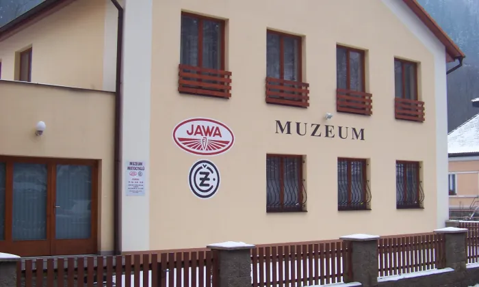 kaple Korunování Panny Marie (Křivoklát)