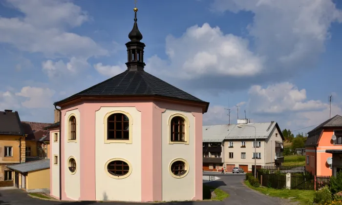 kaple Nejsvětější Trojice (Teplá)