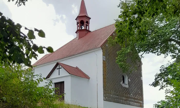 kaple Panny Marie Pomocné (Ostrov)