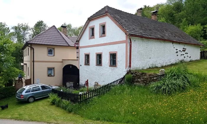 kaple Panny Marie Pomocné (Ostrov)