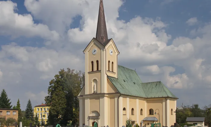 kostel Nanebevzetí Panny Marie (Třebovice)